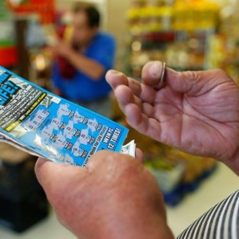 karkinopathis-kerdise-hiliades-dolaria