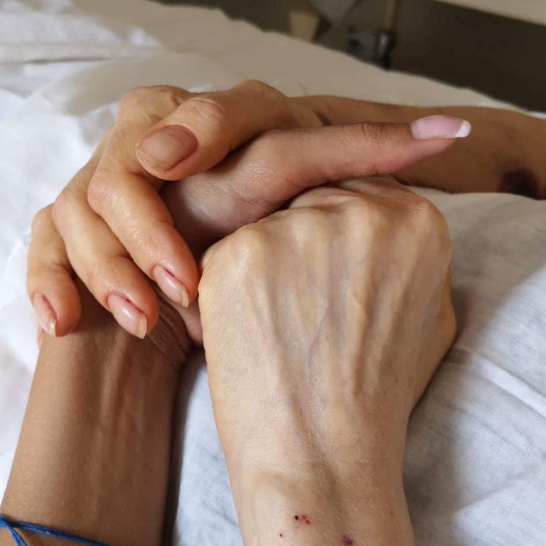 received_2006915212653260